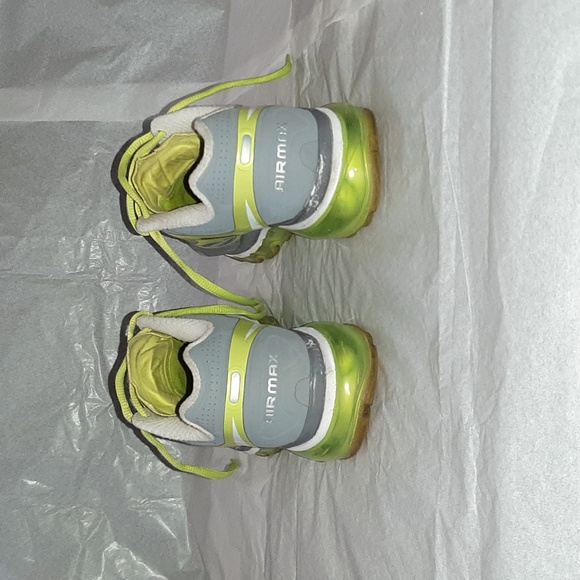 Nike Air Max Sneakers 6Y = Women 7.5 - Picture 4 of 9